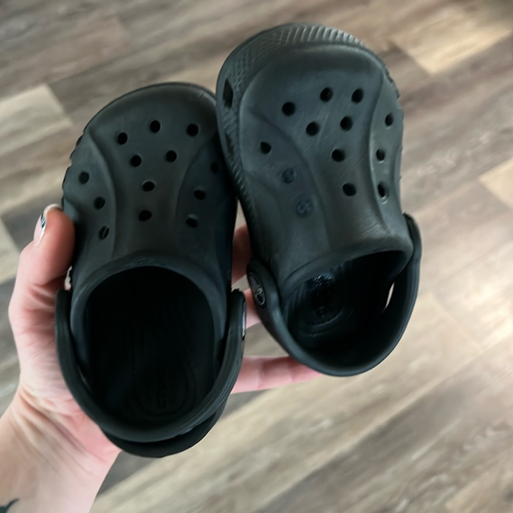 TODDLER CROCS